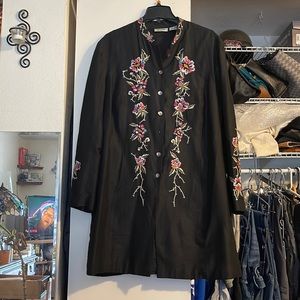 Embroidered black shirt dress